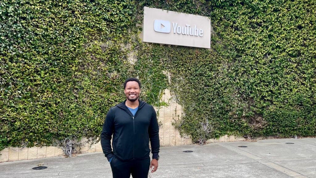 A self portrait of Mandlenkosi Vana outside the YouTube headquarters whilst on his mindful travel adventure to the USA